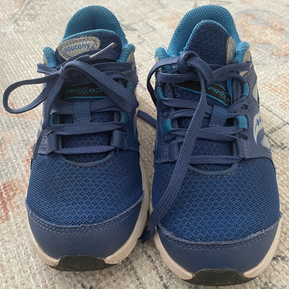 New Balance XW boy little kid sneaker